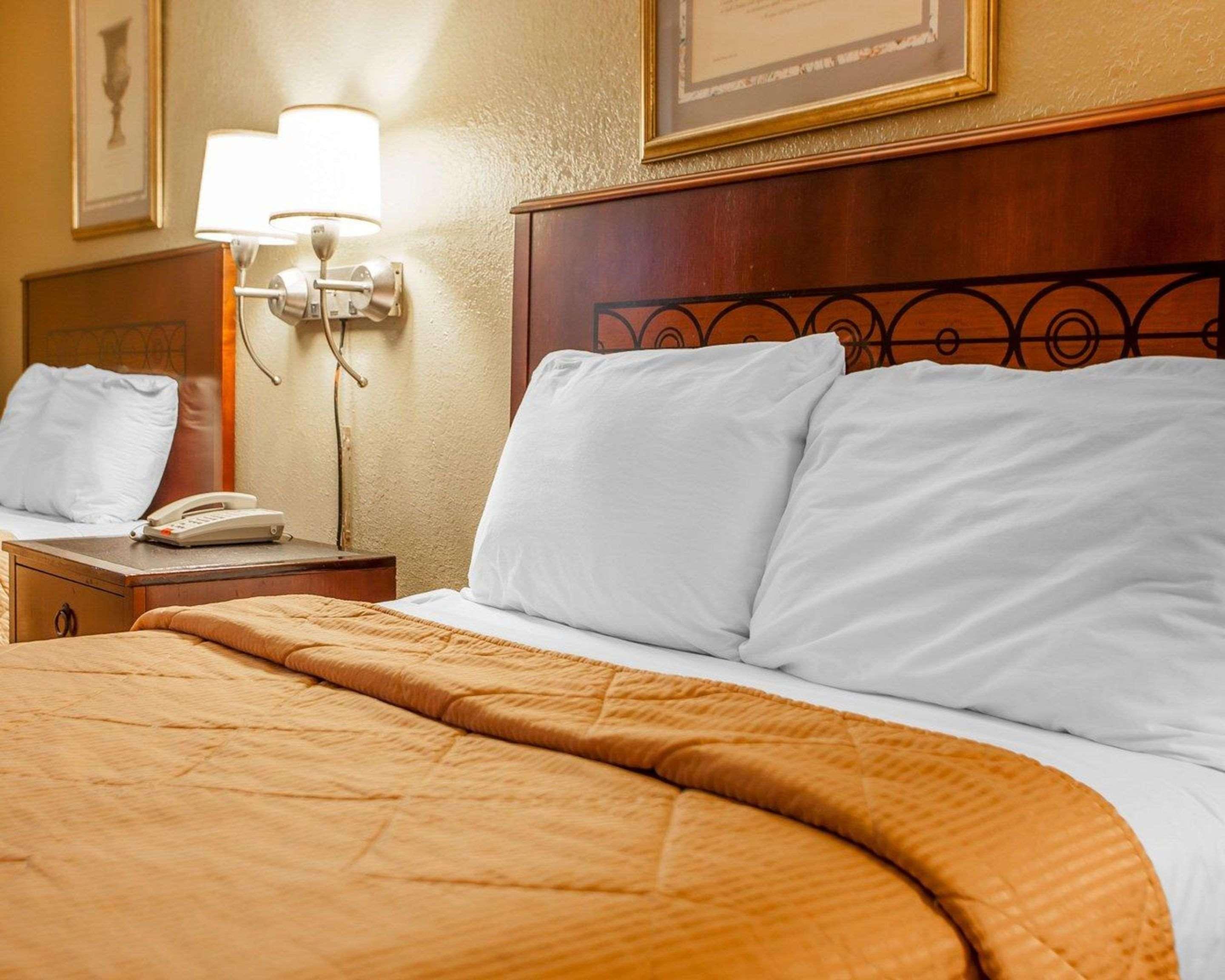 Rodeway Inn Nashville Airport Ngoại thất bức ảnh